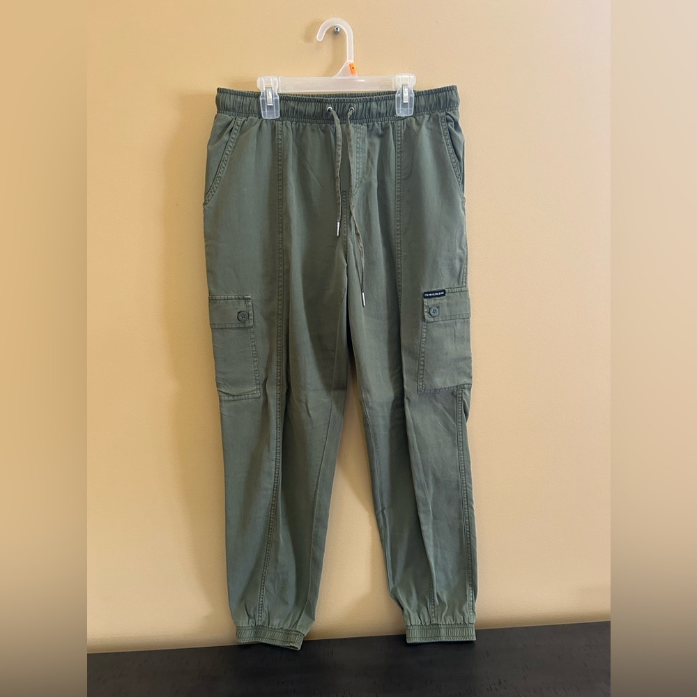 Calvin Klein Women’s M Green Joggers